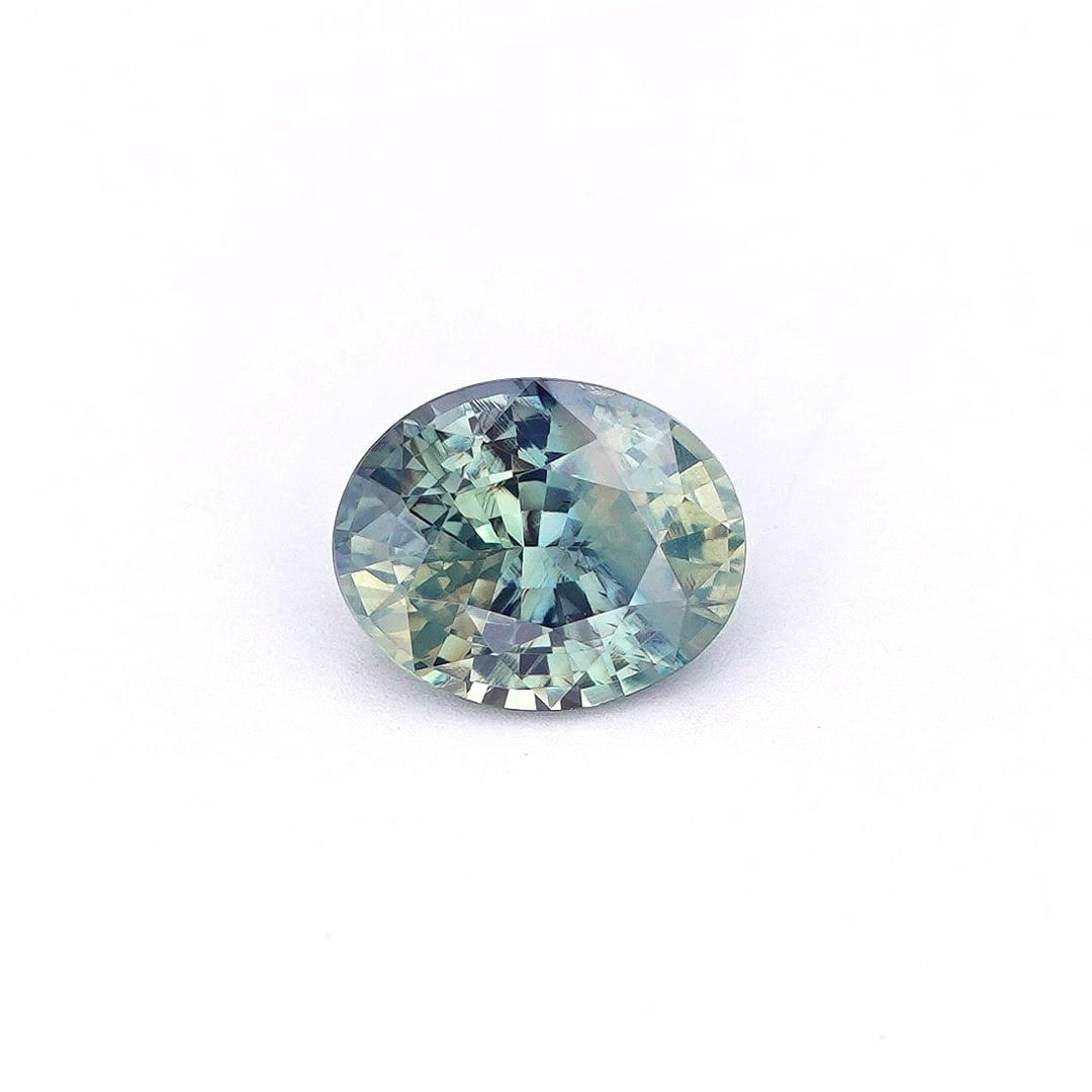0.95 Carat Ovale Formulaire Sapphire Gemstone 0.95 Carat Ovale Formulaire Sapphire Gemstone