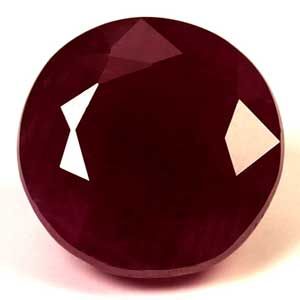 2.37 Karat Brillant Form Ruby Gemstone 2.37 Karat Brillant Form Ruby Gemstone