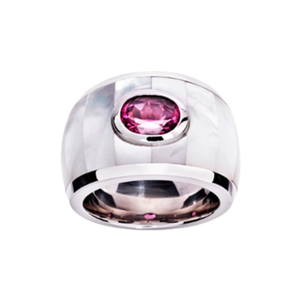 Farbsteinring aus Perlmutter Farbsteinring aus Perlmutter