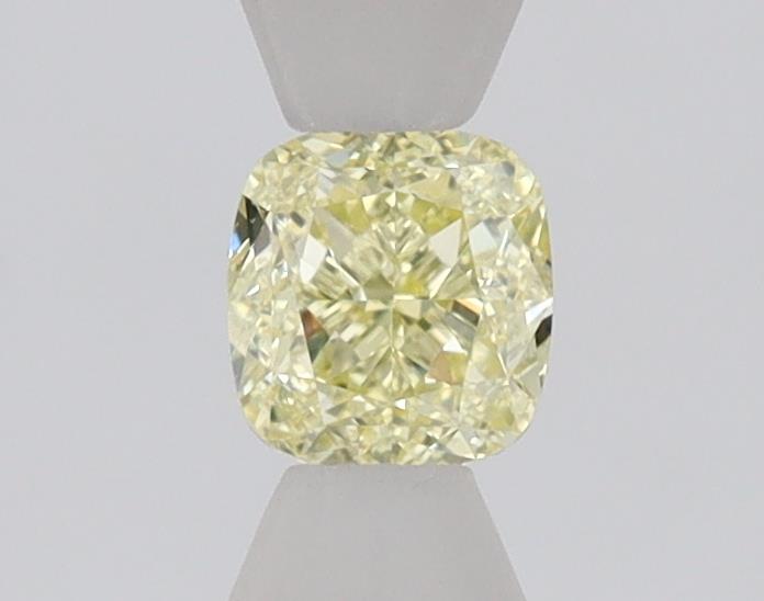 0.52 Karat Kissen Form Naturdiamant 0.52 Karat Kissen Form Naturdiamant