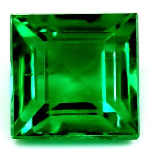 0.74 Karat Quadrat Form Emerald Gemstone 0.74 Karat Quadrat Form Emerald Gemstone