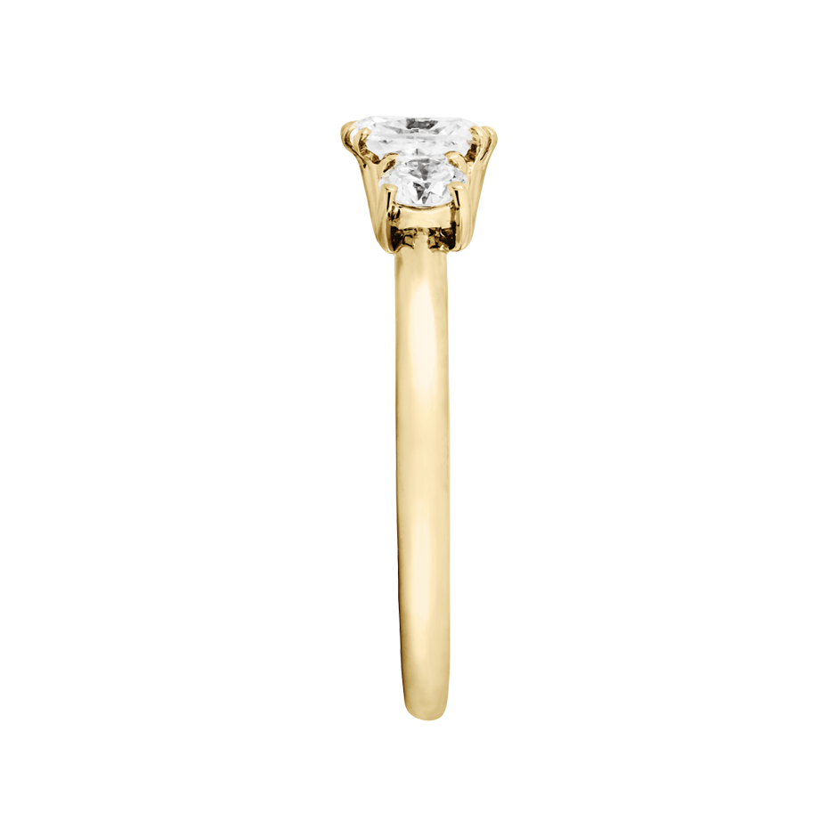 yellow gold - cushion yellow gold - cushion