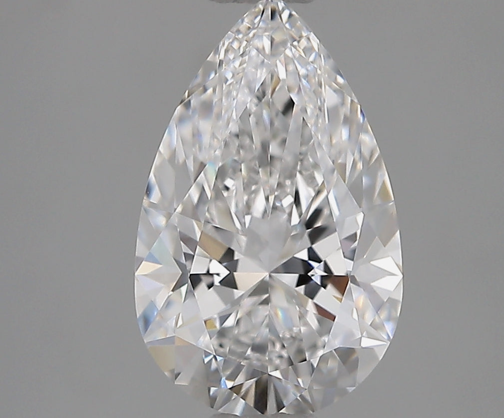 2.1 Karat Tropfen Form Lab Grown Diamond