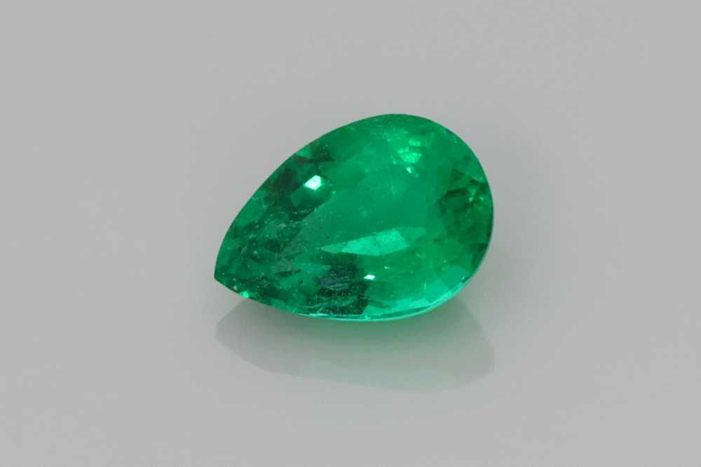 0.63 Carato Gocce Forma Emerald Gemstone