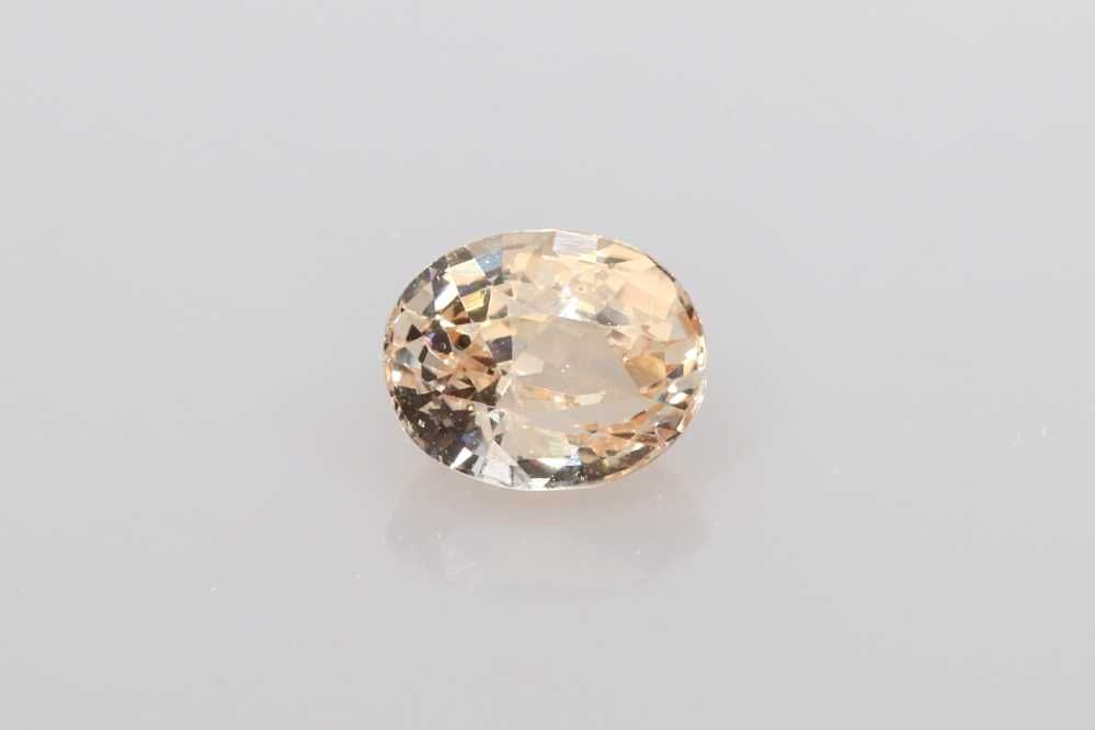 1.0 Karat Oval Form Sapphire Gemstone