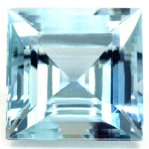 6.24 Carat Carré Formulaire Aquamarine Gemstone