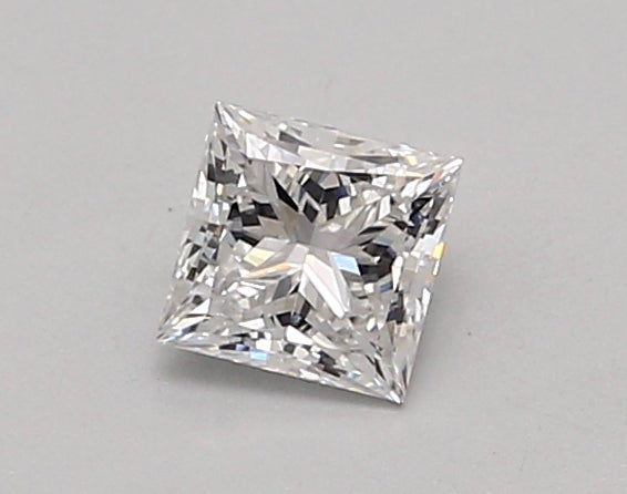 0.55 Carato Principessa Forma Lab Grown Diamond